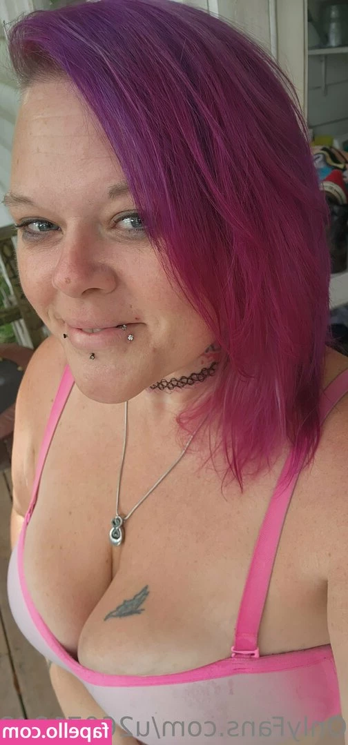 u260712429 - Daddyy is that you!?? 👀💋