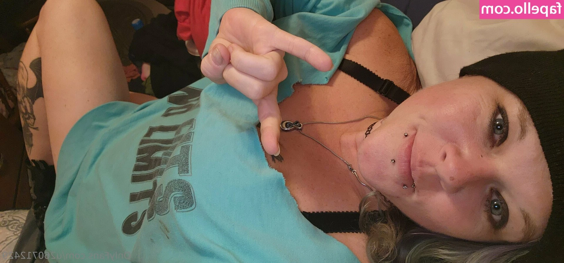 u260712429 - Choose your own adventure... which halloween babe do you want to find