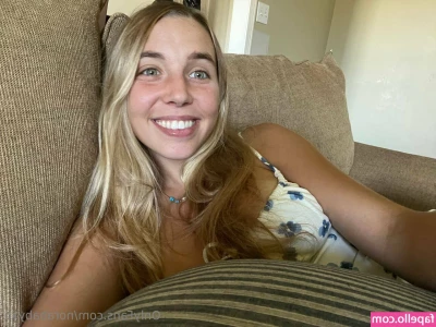 norababyxo - New hoop move! Do you want to see more hoop videos?