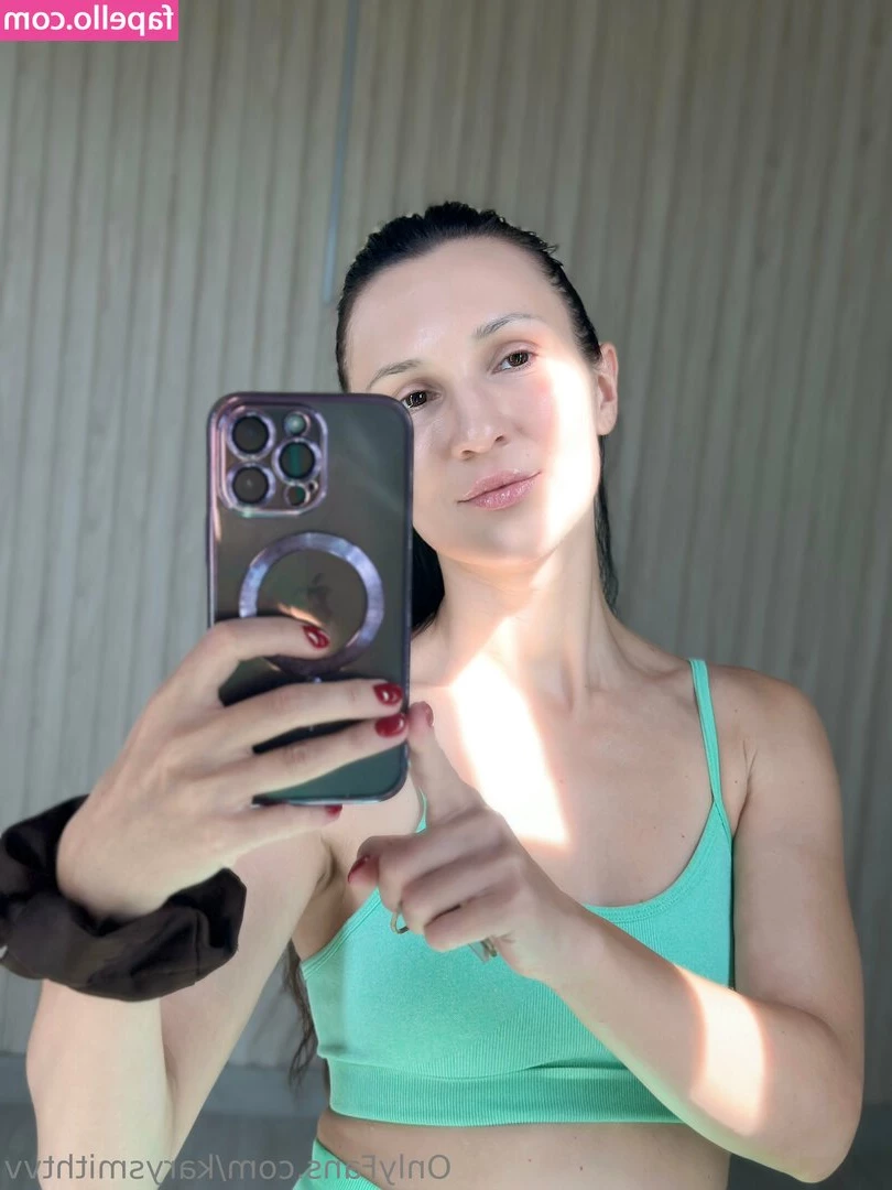 karysmithtvv - I would love your cum to be drippin out of me