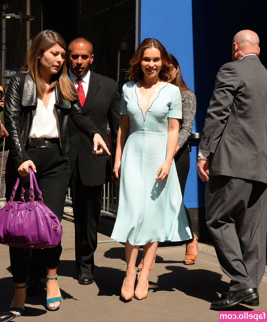 Emilia Clarke [ emilia-clarke ] - What is your favorite tool