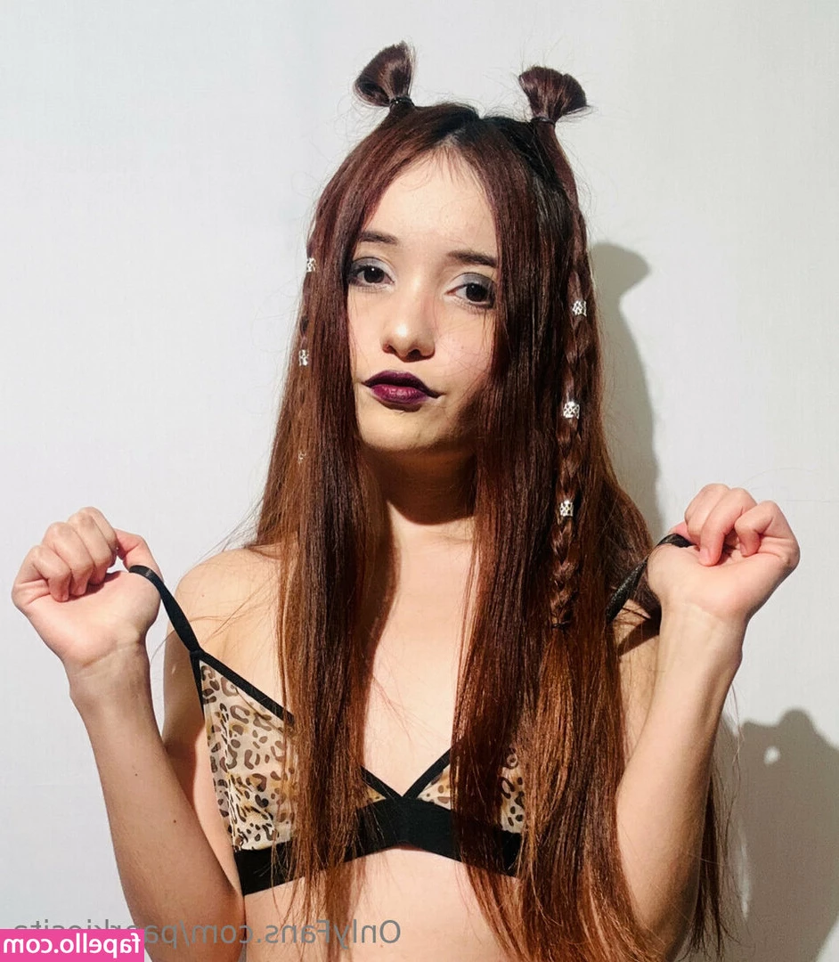paarkiesita - Do you prefer Boobs or Butts