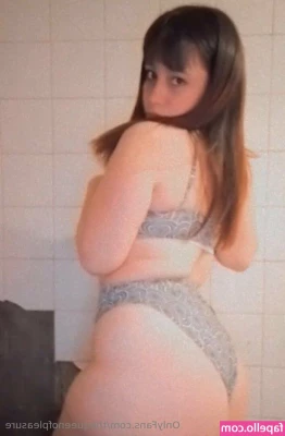 thequeenofpleasure - I’ve been hearing that OF might ban sexual content in October so