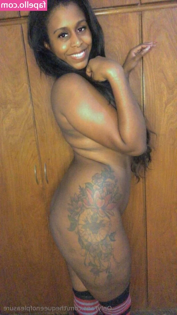 thequeenofpleasure - Buenos y mágicos días    Al fin es jueves  No sé qué ha tenido