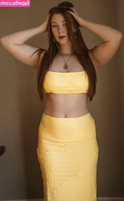 Megan DeLuca [ megan-deluca-54 ] - Mocha madness