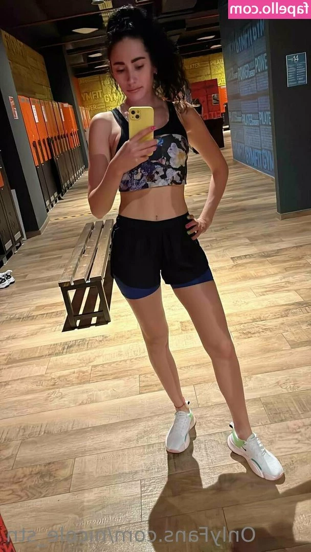 nicole_stn [ nicole-stn ] - The thought of being fucked in the shower reason turns me on for some