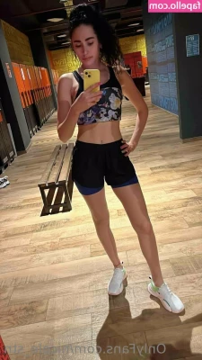 nicole_stn [ nicole-stn ] - The thought of being fucked in the shower reason turns me on for some