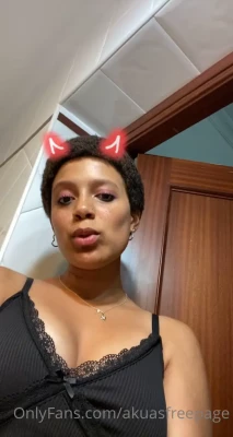 akuasfreepage - Isn’t it the best when I send you my beach pussy play videos?