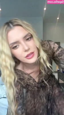 Alissa Violet [ alissa-violet ] - Video-I’m backkkkkkkkkkk!!!