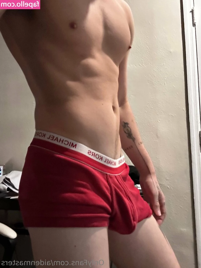 aidenmasters - Sauna session done  Cum lick my sweat