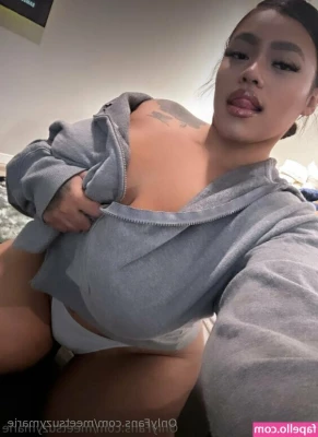 suzymariee - Bts, a fly on the wall. Dms open 😈
