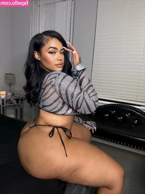 suzymariee - 🇺🇸 Come spend some quality time chatting with me, love.