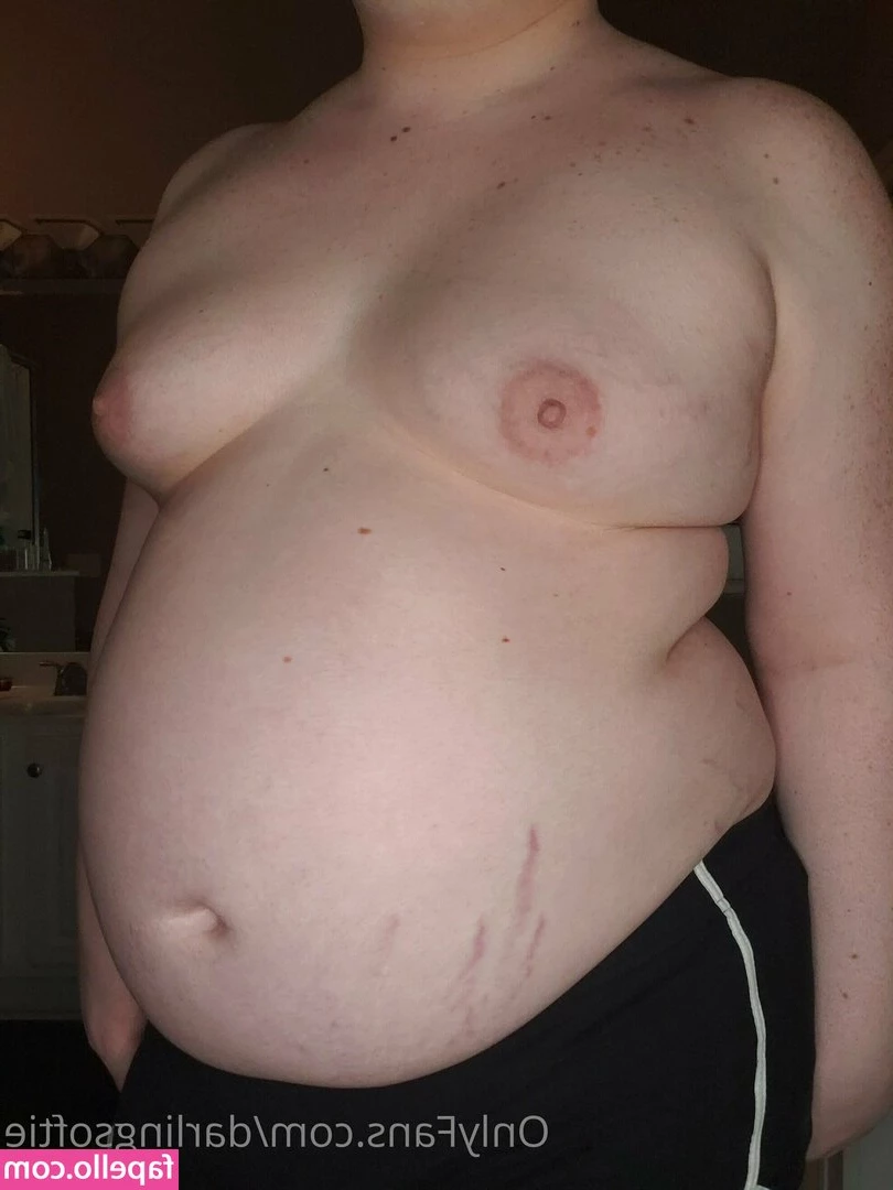 darlingsoftie - Enjoy this sexy striptease