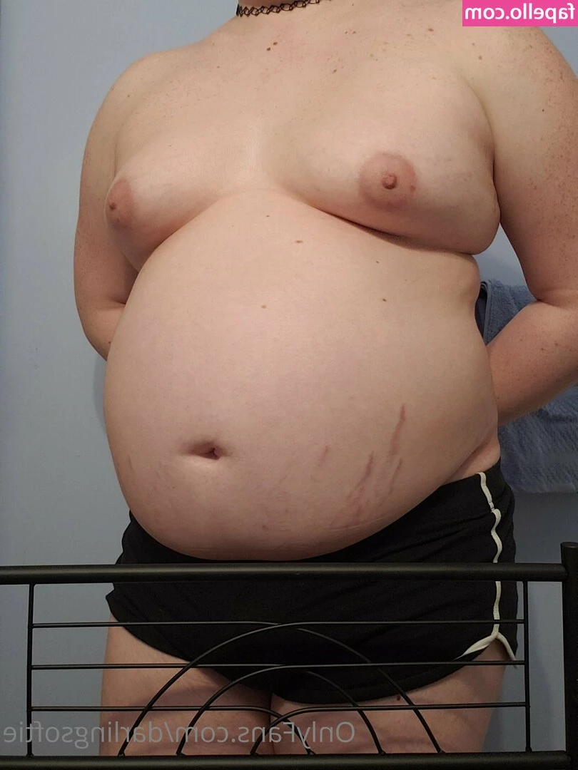 darlingsoftie - You know the squats are paying off when you can turn a jock into a