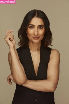 Anita Rani [ anita-rani ] - Just after my workout today  Who s licking me up