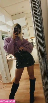 missmelani - Would you want to fuck me  in this little ass dress I got on