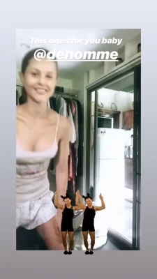 Isabelle Cornish [ isabelle-cornish ] - Give her a couple smacks  -