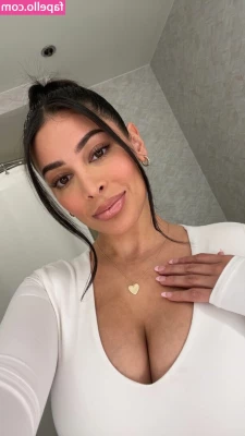 Rachel Estrada [ rachel-estrada ] - Sorry  is this distracting    How long would you let me play with