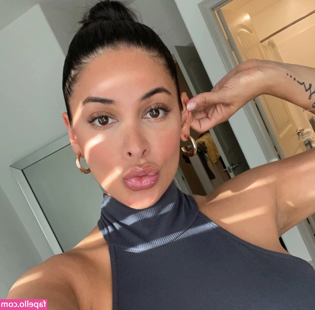 Rachel Estrada [ rachel-estrada ] - what kinda content do you want to see babez