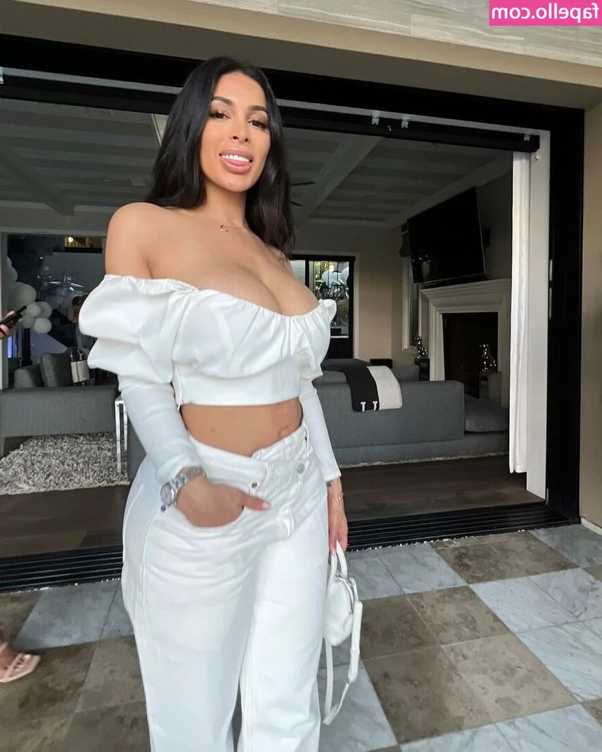 Rachel Estrada [ rachel-estrada ] - Strip tease seems very popular as a RE-BILL ON treat   it happening 