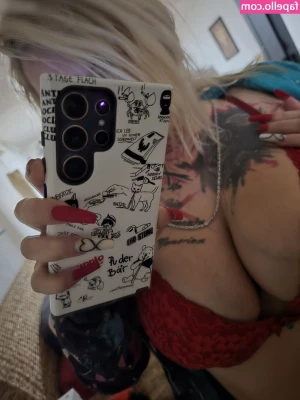 violet_kush [ violet-kush ] - ❤🎅MERRY CHRISTMAS🎅❤ Wow what a year its been💞 I want to