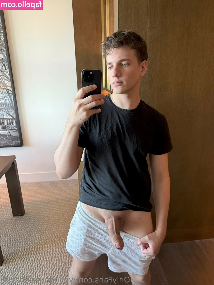 youngaussieboy98 - i painted yesterday