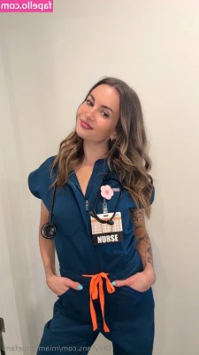 miamonroefans - Boobies again
