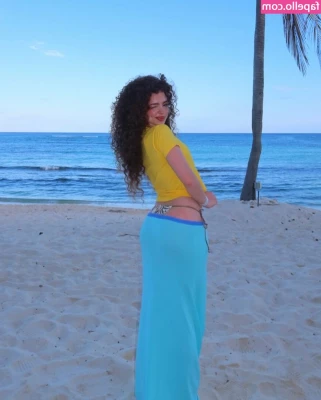 Demitra Kalogeras [ demitra-kalogeras-2 ] - okay this is my favorite photo of my ass   swore for some fun videos