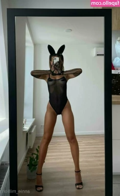 annie_millions [ annie-millions ] - booty gettin more jiggly