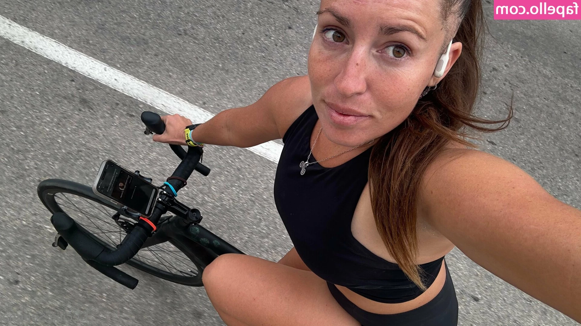 Cecilia Sopeña [ cecilia-sopena-1 ] - Yo quiero que el pare de grabar y no quiere 😏