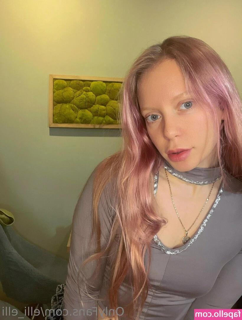 elli_elli [ elli-elli ] - Your messy dessert JOI food fetish I love cream and honey  but what I