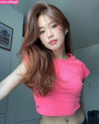 Bini Maloi [ bini-maloi ] - The sunshine is making me want to get naughty outside