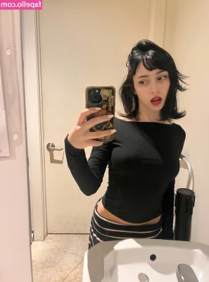 Chloemsua - Want to see the video of me getting throat fucked  Tip  15