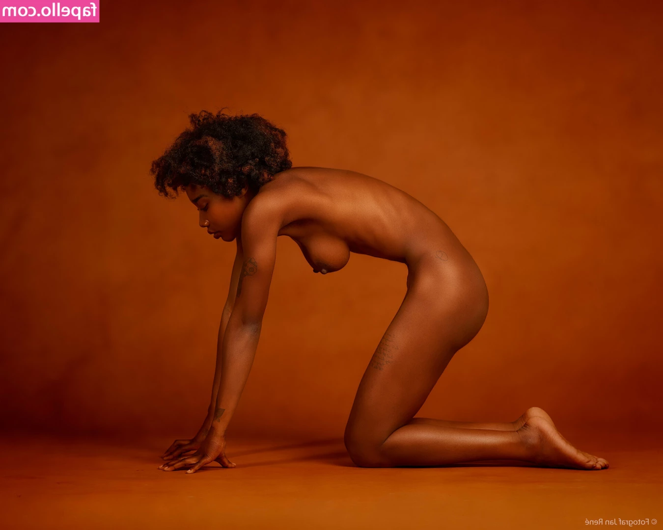 Mimi Desuka [ mimi-desuka ] - NYC in the am