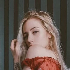 klara-castanho