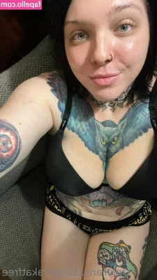 kirakatfree - I filmed 4 videos last night. Which should I edit first? Choose