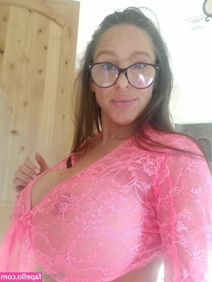 heatherharmon - He wants to be sucked   Who got me   Tips are greatly appreciated