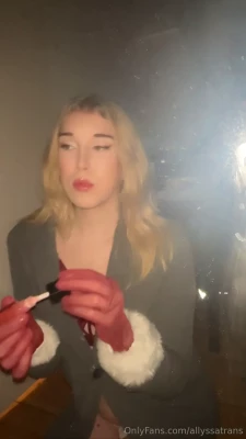 allyssats - Slo-mo   dripping wet  tiddiessssss