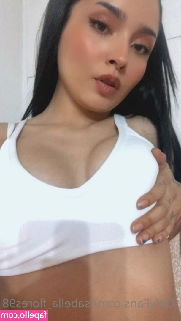 Isabella_flores98 [ isabella-flores98 ] - Who needs a big Titty goth girl    EVERYONE    Who wants to play