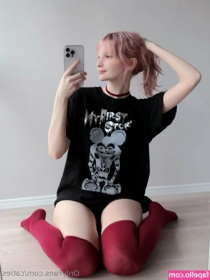 Caties [ caties-1 ] - I got pretty wet today