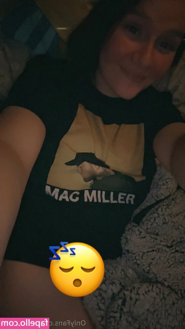 kassie008 - It’s the most wonderful time of the year 🎶 🥰.