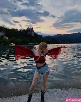 Sinead Bales [ sinead-bales ] - Little Bo peep gives crazy sloppy head, outside on the balcony where