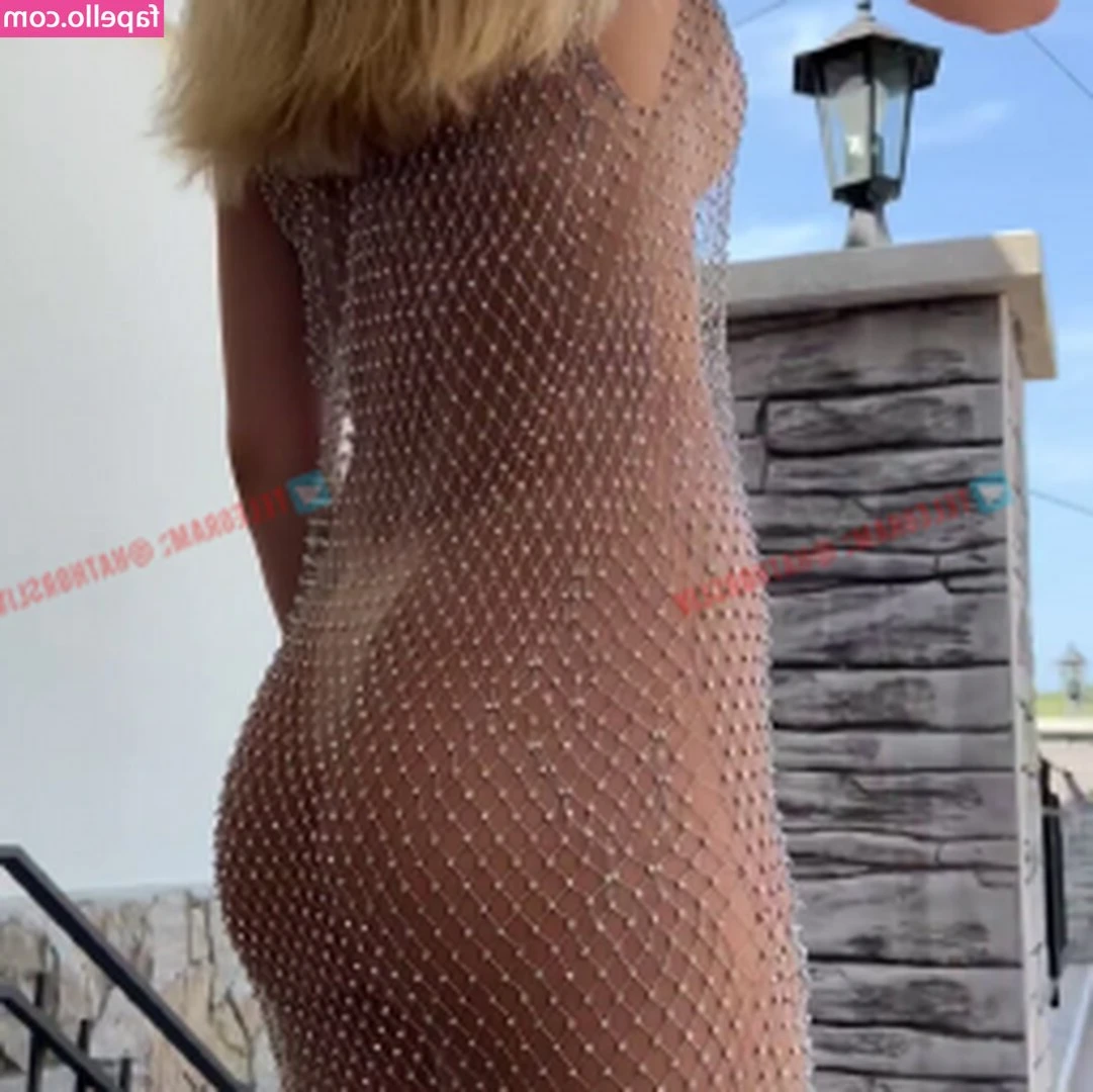 Elizabeth Vasilenko [ elizabeth-vasilenko-1 ] - Haven t done a drop in a while