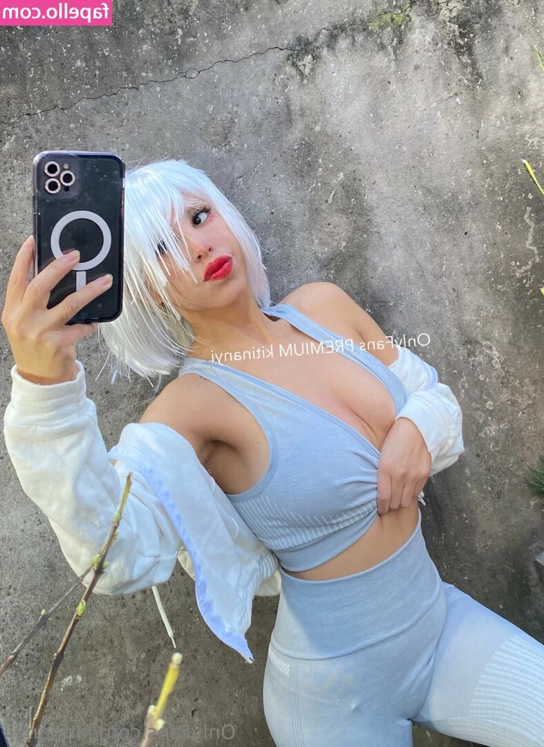 kitinanyii - A sexy silk panty tease to start off your Saturday