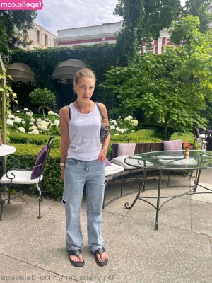 nikki_delavega [ nikki-delavega ] - Good morning! ☀️