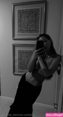 nikki_delavega [ nikki-delavega ] - pov