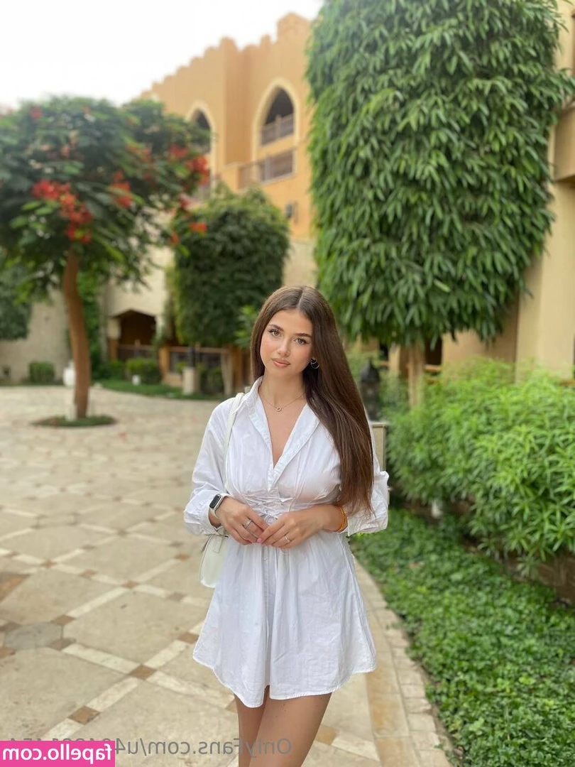 your_baby_model [ your-baby-model ] - Playing Elden Ring 💫 Touching some grace 🫶🏼😈 watch now on