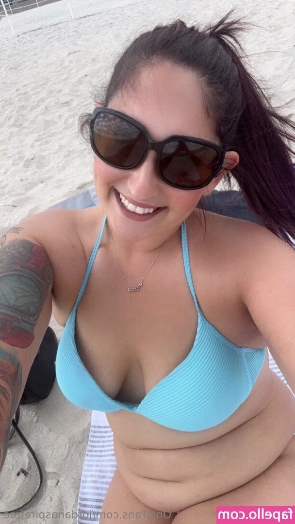 jordanaspirefree - Got my toes a wine red color   Somebody come suck on them