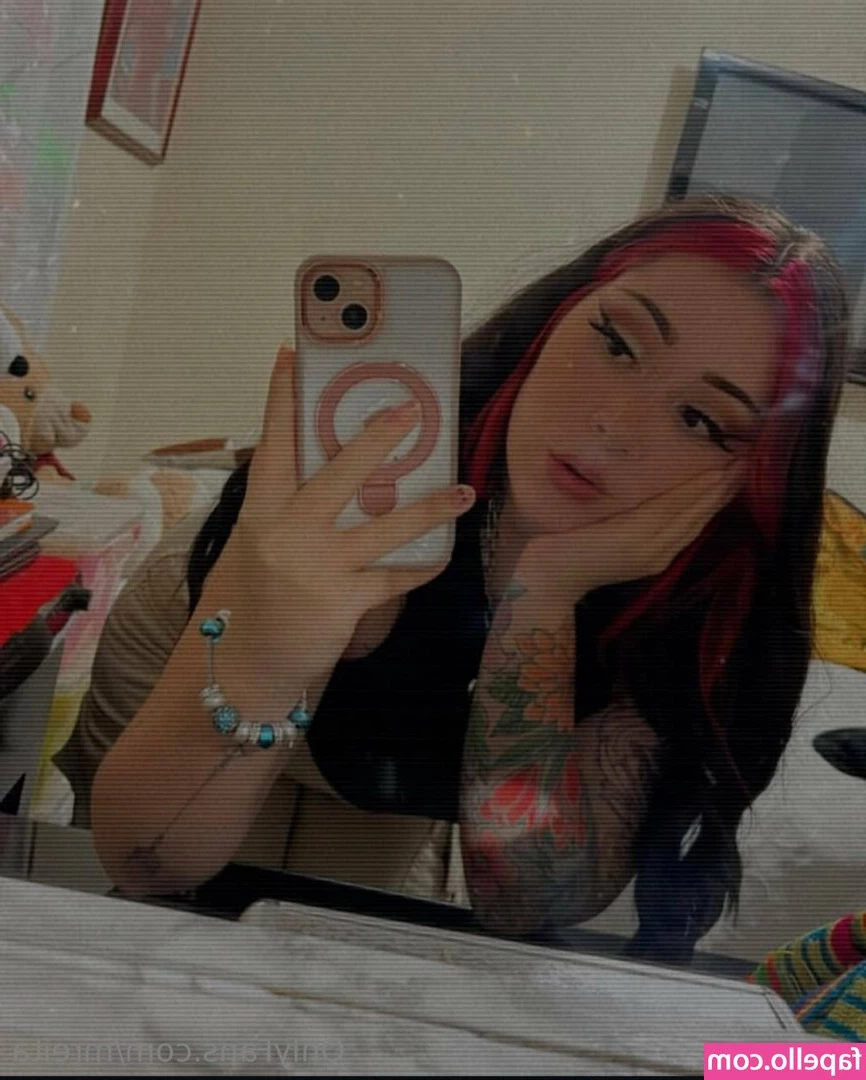 mreita - Time for a foot massage