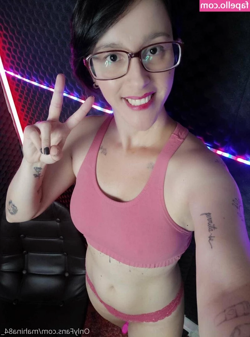 mahina84_ [ mahina84 ] - I decided to make a discord to game with you guys on! Dm me for it or